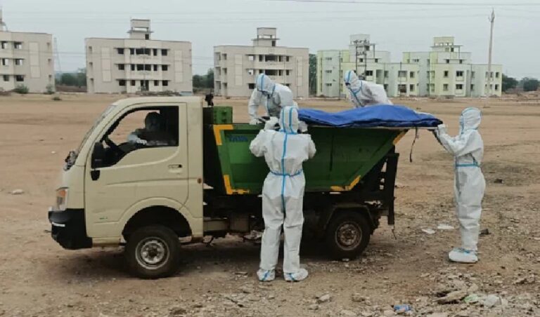 ಕೊರೊನಾ: ಮೃತ ದೇಹವನ್ನು ಕಸದ ವಾಹನದಲ್ಲಿ ಸಾಗಾಟ! | Naanu gauri