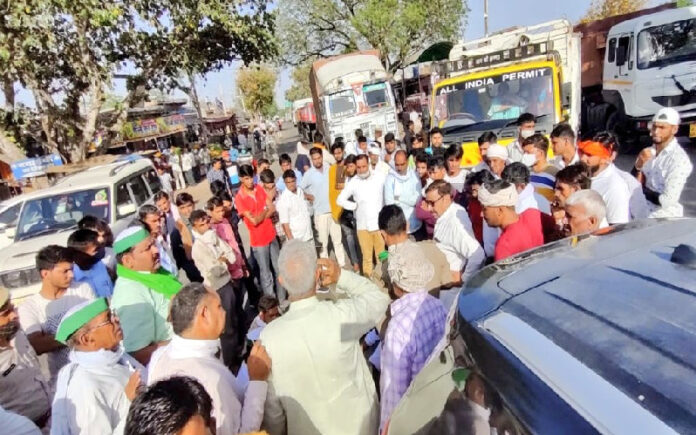 ರಾಜಸ್ಥಾನದಲ್ಲಿ ರೈತ ಮುಖಂಡ ರಾಕೇಶ್ ಟಿಕಾಯತ್ ಮೇಲೆ ಬಿಜೆಪಿ ಬೆಂಬಲಿಗರ ಹಲ್ಲೆ- ಆರೋಪ