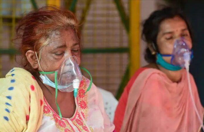 ಡಿಆರ್‌ಡಿಒ ಅಭಿವೃದ್ಧಿಪಡಿಸಿದ ಕೊರೊನಾ ಔಷಧಿಯ ತುರ್ತು ಬಳಕೆಗೆ ಅನುಮೋದಿಸಿದ ಡಿಸಿಜಿಐ! | NaanuGauri