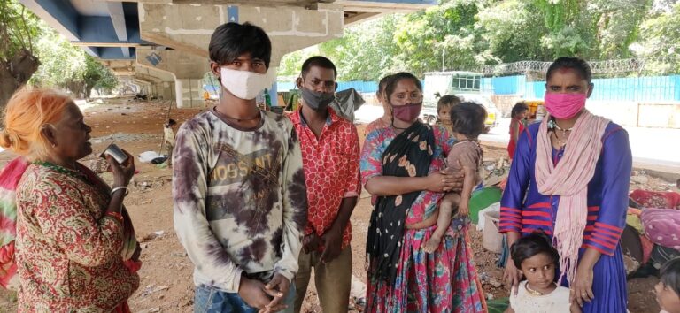 ಏಕಾಏಕಿ ಎತ್ತಂಗಡಿ: ಬೆಂಗಳೂರಿನಲ್ಲಿ ನೆಲೆಯಿಲ್ಲದೆ ಅಲೆಯುತ್ತಿರುವ 15 ಬಡ ಕುಟುಂಬಗಳು