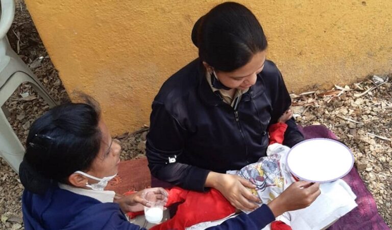 ತಾಯಿ ಶವದ ಬಳಿ 2 ದಿನ ಹಸಿವಿನಲ್ಲೆ ಇದ್ದ ಕಂದಮ್ಮ: ಕೊರೊನಾ ಭೀತಿಗೆ ನೆರವಾಗದ ನೆರೆಹೊರೆ! | NaanuGauri