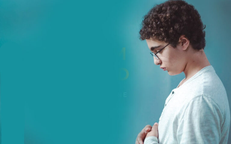 ಪಿಕೆ ಟಾಕೀಸ್; ಮುಂದುವರೆದ ದೇಶದ ಸಾಮಾಜಿಕ, ಆರ್ಥಿಕ, ಧಾರ್ಮಿಕ ಸಂಕೋಲೆಗಳಲ್ಲಿ ಸಿಕ್ಕಿಕೊಂಡವರ ಕಥೆಗಳು