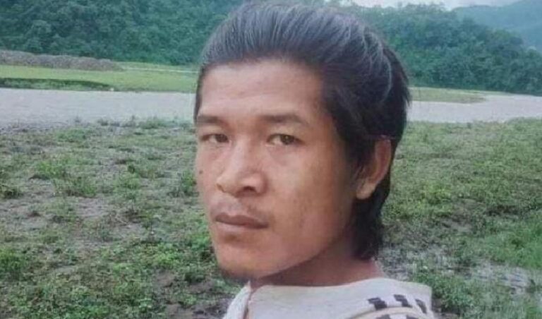 ನಾಗರಿಕನ ಗುಂಡಿಕ್ಕಿ ಕೊಂದ ಅರೆಸೈನಿಕ ಪಡೆ; ಕ್ಯಾಂಪ್‌ಗೆ ಬೆಂಕಿಯಿಟ್ಟ ಆಕ್ರೋಶಿತರು | Naanu gauri