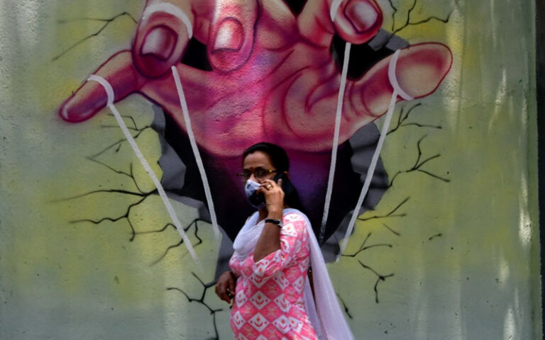 ರಾಜ್ಯದಲ್ಲಿ ಒಂದೇ ದಿನ 21 ಸಾವಿರ ಕೊರೊನಾ ಪ್ರಕರಣಗಳು: ಬೆಂಗಳೂರಿನಲ್ಲಿ 15 ಸಾವಿರ