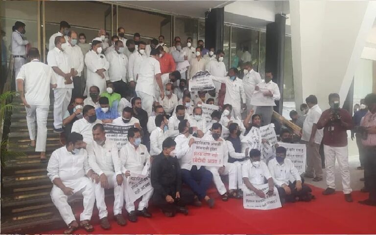 ಬಿಜೆಪಿಯ 12 ಶಾಸಕರನ್ನು ಸದನದಿಂದ ಒಂದು ವರ್ಷ ಅಮಾನತು ಮಾಡಿದ ಸ್ಪೀಕರ್‌