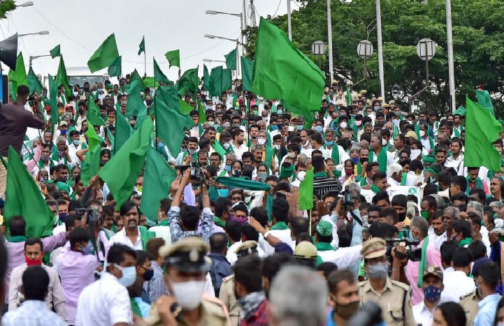 ನಾಳೆ ನರಗುಂದದಲ್ಲಿ ಹುತಾತ್ಮ ರೈತರ ದಿನಾಚರಣೆ: ದೆಹಲಿ ರೈತ ಚಳವಳಿ ನಾಯಕರ ಸಾಥ್