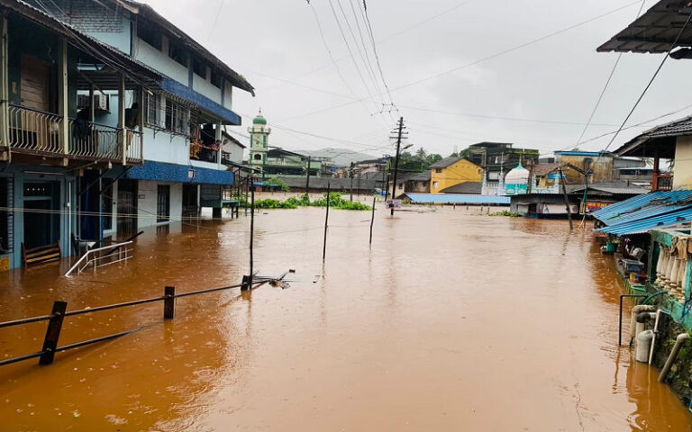 ಮಹಾರಾಷ್ಟ್ರದಲ್ಲಿ ಭಾರಿ ಮಳೆ: ಭೂಕುಸಿತದಲ್ಲಿ 36 ಜನರು ಸಾವು