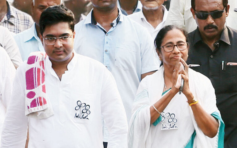 ಪೋನ್‌ ಹ್ಯಾಕ್ ಮಾಡಿಯೂ ಬಿಜೆಪಿಗೆ ಚುನಾವಣೆ ಗೆಲ್ಲಲು ಸಾಧ್ಯವಾಗಲಿಲ್ಲ: ಟಿಎಂಸಿ