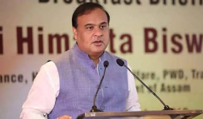 ಜನಸಂಖ್ಯಾ ನಿಯಂತ್ರಣದ ಬಗ್ಗೆ ಸ್ಥಳೀಯ ಮುಸ್ಲಿಂ ನಾಯಕರೊಂದಿಗೆ ಚರ್ಚಿಸಿದ ಅಸ್ಸಾಂ ಸಿಎಂ | NaanuGauri