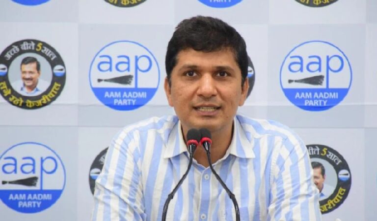 ತೆರಿಗೆ ಹೆಚ್ಚಳದ ವಿರುದ್ದ ದೆಹಲಿಯಲ್ಲಿ ಸಹಿ ಸಂಗ್ರಹ ಮಾಡುತ್ತಿರುವ ಎಎಪಿ; ಬಿಜೆಪಿ ಪ್ರತಿಕ್ರಿಯಿಸಿದ್ದೇನು? | NaanuGauri