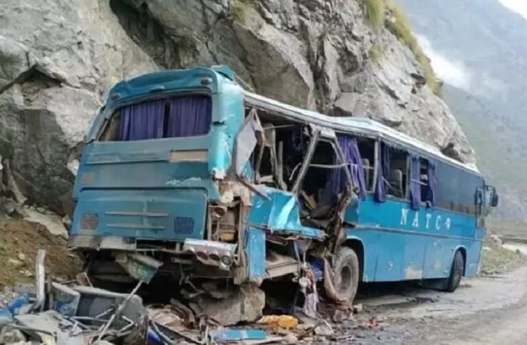 ಪಾಕಿಸ್ತಾನದಲ್ಲಿ ಬಸ್‌ ಸ್ಫೋಟ : ಚೀನಾ ಪ್ರಜೆಗಳು ಸೇರಿ 10 ಜನರ ದುರ್ಮರಣ