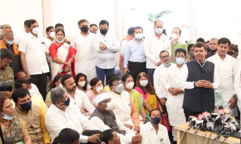 ಮಹಾರಾಷ್ಟ್ರ: 12 ಬಿಜೆಪಿ ಶಾಸಕರ ಅಮಾನತಿಗೆ ಕೌಂಟರ್ ಅಸೆಂಬ್ಲಿ ನಡೆಸಿ ವಿಪಕ್ಷಗಳ ಆಕ್ರೋಶ