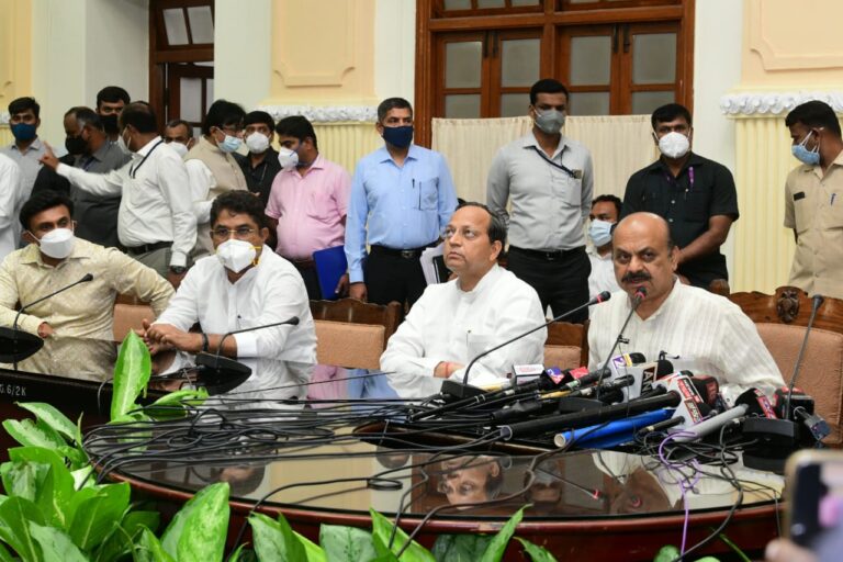 ಬಿಎಸ್‌ವೈ ಸಂಪುಟದಲ್ಲಿದ್ದ ಬೊಮ್ಮಾಯಿ ಸಂಪುಟದಲ್ಲಿ ಸ್ಥಾನ ತಪ್ಪಿದ್ದವರು ಯಾರು ಯಾರು ಗೊತ್ತೆ?