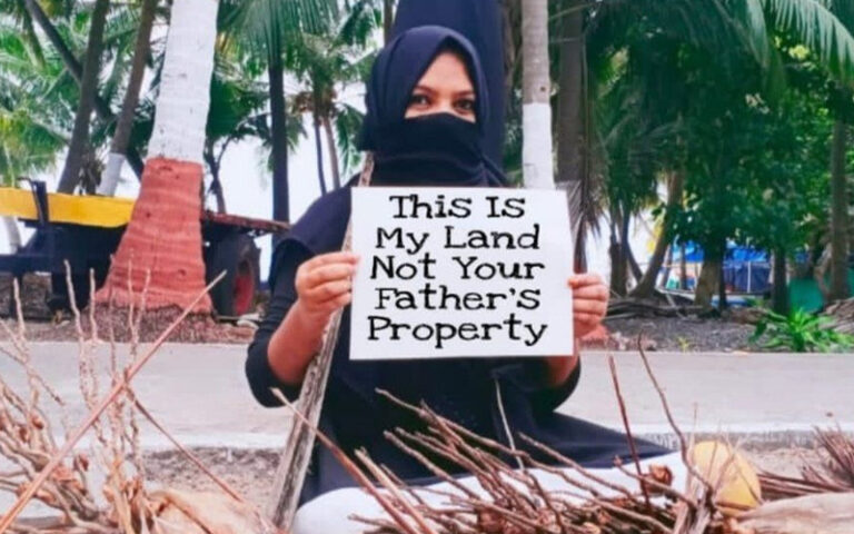 ಸಾಹಿತಿಯ ವೈಯಕ್ತಿಕ ಅನುಭವಗಳನ್ನು ಸಾರ್ವತ್ರಿಕಗೊಳಿಸಿ ಪ್ರತಿಪಾದಿಸುವ ಅಪಾಯ