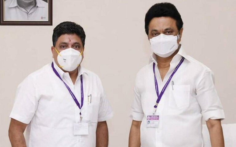 ತಮಿಳುನಾಡು ಬಜೆಟ್ 2021: ಪೆಟ್ರೋಲ್ ಬೆಲೆ ಪ್ರತಿ ಲೀಟರ್‌ಗೆ 3 ರೂಪಾಯಿ ಕಡಿತ