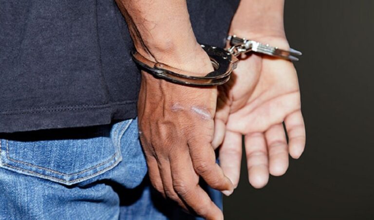 ದಕ್ಷಿಣ ಕನ್ನಡ: ಪೊಲೀಸ್‌ಗಿರಿ ನಡೆಸಿದ ಐವರು ಬಿಜೆಪಿ ಬೆಂಬಲಿತ ಸಂಘಟನೆಗಳ ಕಾರ್ಯಕರ್ತರ ಬಂಧನ