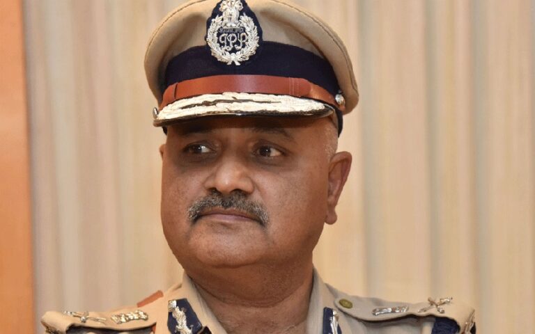 ‘ಸಮಾಜ ಘಾತುಕ ಶಕ್ತಿಗಳ ಕಾರ್ಯಕ್ರಮದಲ್ಲಿ ಪೊಲೀಸರು’: ಸುತ್ತೋಲೆ ಹೊರಡಿಸಿದ ಡಿಜಿ & ಐಜಿಪಿ ಪ್ರವೀಣ್ ಸೂದ್‌ |NaanuGauri