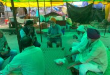 ದೆಹಲಿ: ರೈತ ಪ್ರತಿಭಟನಾಕಾರರನ್ನು ಭೇಟಿಯಾದ ಸಂಸದ ಡಿ.ಕೆ. ಸುರೇಶ್