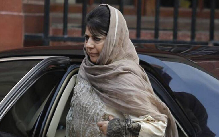 ಮತ್ತೆ ಗೃಹ ಬಂಧನದಲ್ಲಿ ಇರಿಸಲಾಗಿದೆ: ಮಾಜಿ ಸಿಎಂ ಮೆಹಬೂಬಾ ಮುಫ್ತಿ ಆರೋಪ