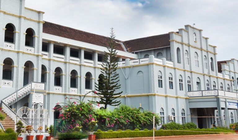 ‘ಹಸ್ತಕ್ಷೇಪ ಮಾಡಲು ಗೂಂಡಾ ಸಂಘಟನೆಗಳಿಗೆ ಹಕ್ಕಿಲ್ಲ’: ಅಲೋಶಿಯಸ್‌‌ ಕಾಲೇಜ್‌ ಬೆಂಬಲಕ್ಕೆ ಜನಪರ ಸಂಘಟನೆಗಳು