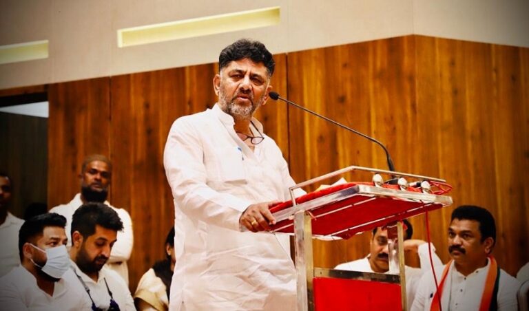 ಬಿಜೆಪಿ ನಾಯಕರ ಕಾರು ಪಕ್ಕದಲ್ಲಿ ಹೋಗುವಾಗ ರೆಕಾರ್ಡ್ ಮಾಡಿಕೊಳ್ಳಿ: ಡಿ.ಕೆ.ಶಿವಕುಮಾರ್‌