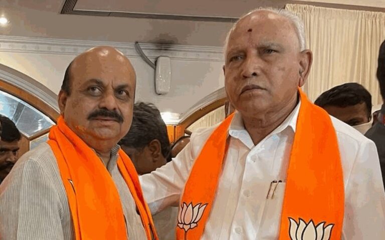 ಮುರುಘಾ ಮಠ: ಹಾಲಿ ಸಿಎಂಗೆ ‘ಬಸವಭೂಷಣ’, ಮಾಜಿ ಸಿಎಂಗೆ ‘ಶರಣಶ್ರೀ’ ಪ್ರಶಸ್ತಿ