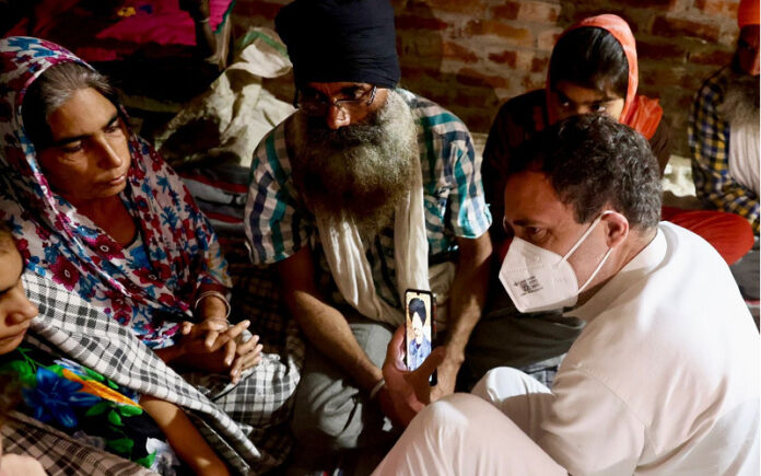 ರೈತರ ಹತ್ಯಾಕಾಂಡ: ಪರಿಹಾರ ನನ್ನ ಮಗನನ್ನು ವಾಪಸ್ ತರುವುದಿಲ್ಲ, ನಮಗೆ ನ್ಯಾಯ ಬೇಕು- ಮೃತರ ತಂದೆ