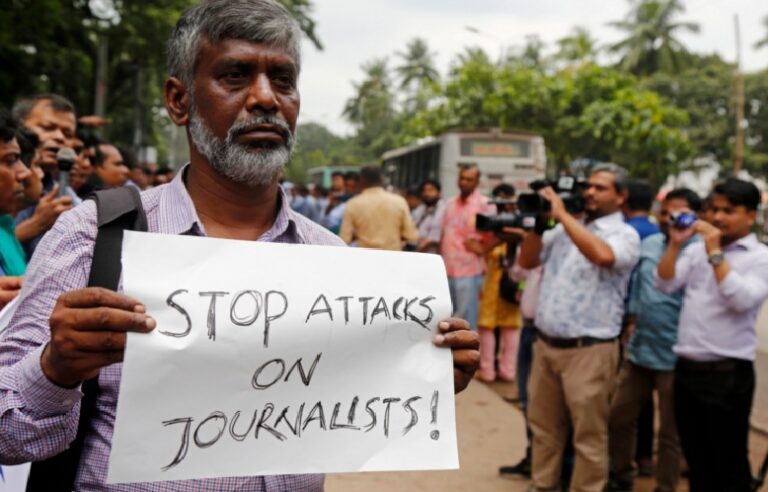 ತುಮಕೂರು: ಸ್ಥಳೀಯ ಪತ್ರಕರ್ತನ ಮೇಲೆ ಹಲ್ಲೆ, ದೂರು ದಾಖಲು