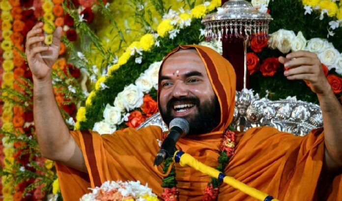 ರಾಘವೇಶ್ವರ ಭಾರತೀ ಅತ್ಯಾಚಾರ ಪ್ರಕರಣ: ವಿಚಾರಣೆಯಿಂದ ಹಿಂದೆ ಸರಿದ ಹೈಕೋರ್ಟ್ ನ್ಯಾಯಮೂರ್ತಿ | Naanu Gauri