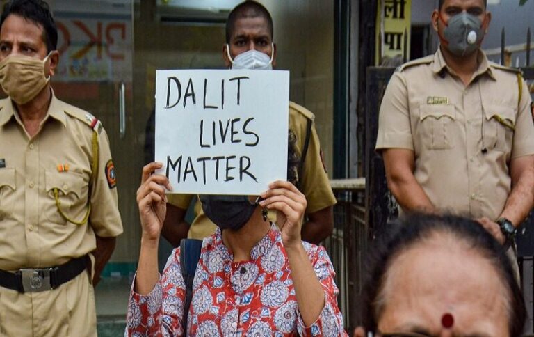 ಉತ್ತರ ಪ್ರದೇಶ: ದಲಿತ ಕುಟುಂಬದ ನಾಲ್ವರ ಕೊಲೆ, ಬಾಲಕಿ ಮೇಲೆ ಸಾಮೂಹಿಕ ಅತ್ಯಾಚಾರ ನಡೆದಿರುವ ಶಂಕೆ