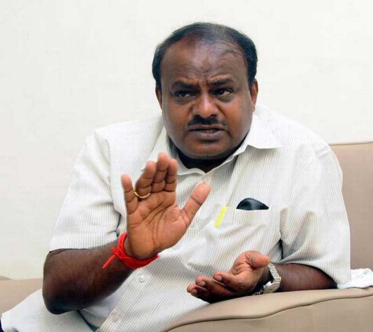 ಉಕ್ರೇನ್‌ನಿಂದ ಬಂದಿರುವ ವೈದ್ಯ ವಿದ್ಯಾರ್ಥಿಗಳ ಭವಿಷ್ಯವೇನು?: ಎಚ್.ಡಿ. ಕುಮಾರಸ್ವಾಮಿ ಪ್ರಶ್ನೆ