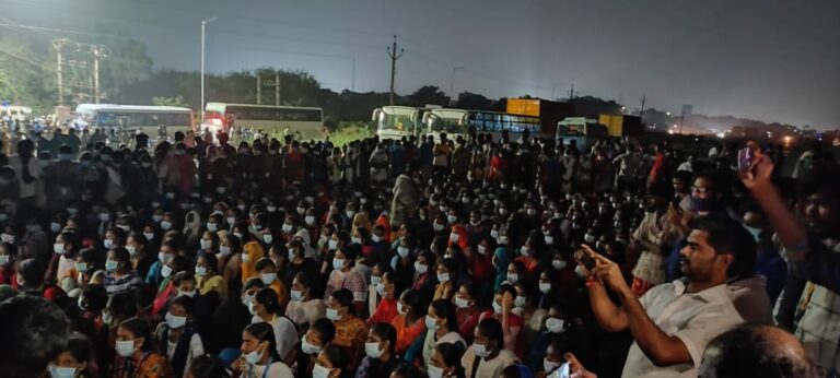 ತಮಿಳುನಾಡು: ಫಾಕ್ಸ್‌ಕಾನ್ ಕಂಪನಿ ಕ್ಯಾಂಟೀನ್ ಊಟದಿಂದಾಗಿ 8 ಮಹಿಳೆಯರ ಸಾವು – ಭುಗಿಲೆದ್ದ ಪ್ರತಿಭಟನೆ