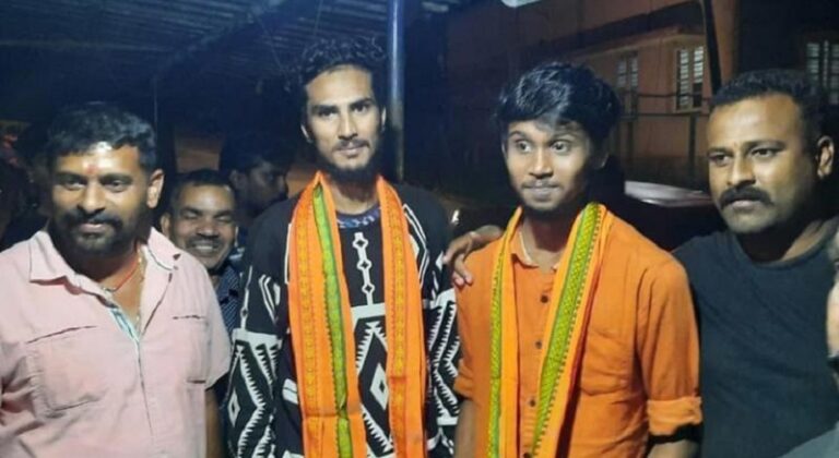 ದೇಶಕ್ಕಾಗಿ ಜೈಲಿಗೆ ಹೋಗಿ ಬಂದಿದ್ದಾರೆ: ಮುಸ್ಲಿಂ ಬಾಲಕಿಯರನ್ನು ಬೆದರಿಸಿದ ಯುವಕರಿಗೆ ಬಿಜೆಪಿ ಮುಖಂಡನ ಶ್ಲಾಘನೆ