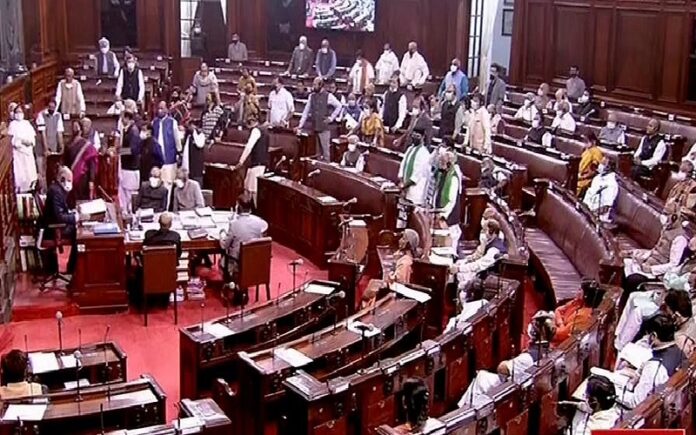 ಲಖಿಂಪುರ್‌ ಕೇರಿ ರೈತರ ಹತ್ಯಾಕಾಂಡ: ಸಚಿವರನ್ನು ವಜಾಗೊಳಿಸುವಂತೆ ಸಂಸತ್ತಿನಲ್ಲಿ ವಿಪಕ್ಷಗಳ ಪ್ರತಿಭಟನೆ