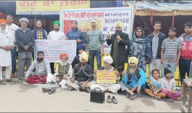 MSP ಕಾನೂನಿಗೆ ಆಗ್ರಹಿಸಿ ಸಿಂಘು ಗಡಿಯಲ್ಲಿ ರೈತರ ಉಪವಾಸ ಸತ್ಯಾಗ್ರಹ