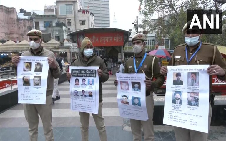 ಗಣರಾಜ್ಯೋತ್ಸವ-2022: ದೆಹಲಿಯಲ್ಲಿ ಶಂಕಿತ ಭಯೋತ್ಪಾದಕರ ಚಿತ್ರಗಳನ್ನು ಅಂಟಿಸಿದ ಪೊಲೀಸರು