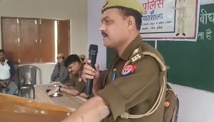 ಉತ್ತರ ಪ್ರದೇಶ: ಪೊಲೀಸರರು ಅತ್ಯಂತ ಪ್ರಾಮಾಣಿಕರು, ಹಣ ತೆಗೆದುಕೊಂಡರೆ ಕೆಲಸ ಮಾಡುತ್ತಾರೆ ಎಂದು ಲಂಚಕ್ಕೆ ಉತ್ತೇಜಿಸಿದ್ದ ಪೊಲೀಸ್ ಅಮಾನತು