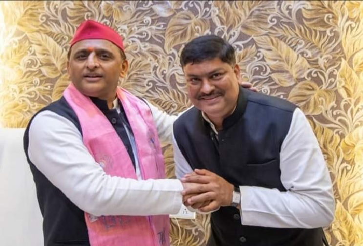 ಯುಪಿ ಚುನಾವಣೆ: ಅಯೋಧ್ಯೆಯಿಂದ ಪವನ್ ಪಾಂಡೆ ಎಸ್‌ಪಿ ಅಭ್ಯರ್ಥಿ, ಬಿಜೆಪಿ ಅಭ್ಯರ್ಥಿ ಬಗ್ಗೆ ಕುತೂಹಲ