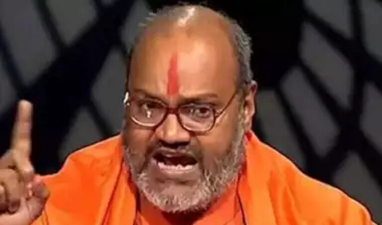 ಉತ್ತರ ಪ್ರದೇಶ: ಜಾಮಾ ಮಸೀದಿಗೆ ಭೇಟಿ ನೀಡದಂತೆ ಯತಿ ನರಸಿಂಗಾನಂದಗೆ ಜಿಲ್ಲಾಡಳಿತ ಸೂಚನೆ