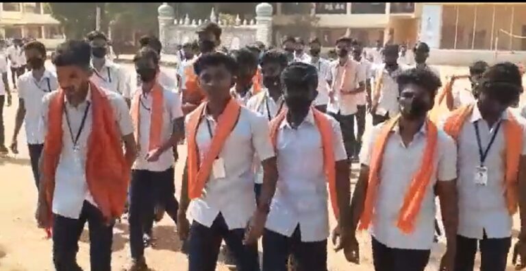 ಕುಂದಾಪುರ ಕಾಲೇಜಿನಲ್ಲೂ ‘ಹಿಬಾಬ್ ವಿವಾದ’; ಪ್ರಿನ್ಸಿಪಾಲ್‌ ಹೇಳಿದ್ದಾರೆಂದು ಪೋಷಕರ ಆರೋಪ | Naanu Gauri