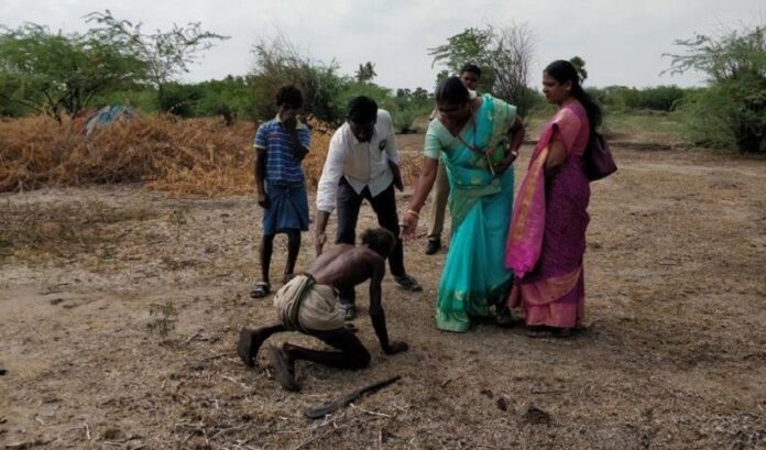 9 ಮಕ್ಕಳು ಸೇರಿದಂತೆ 20 ಆದಿವಾಸಿಗಳನ್ನು ಬಂಧಿತ ಕಾರ್ಮಿಕರಾಗಿ ರಾಜ್ಯಕ್ಕೆ ಕರೆತರಲಾಗಿದೆ: ವರದಿ | Naanu Gauri
