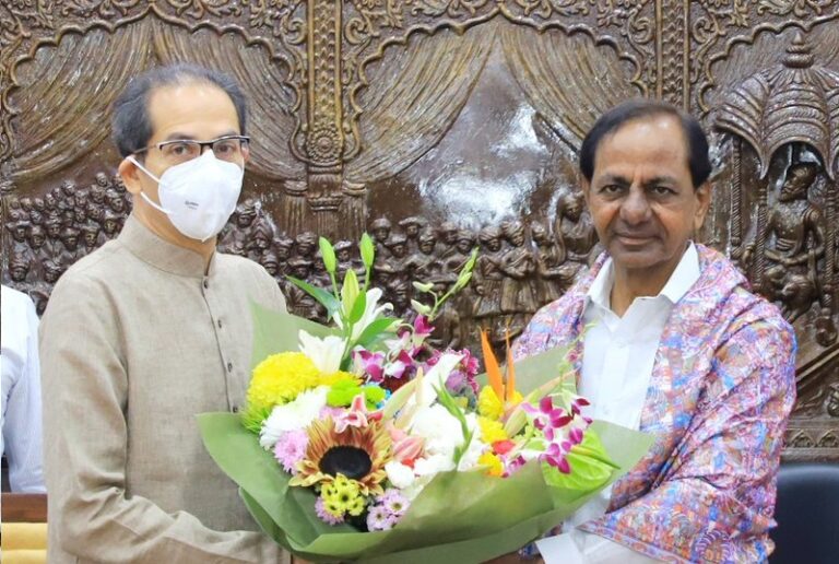 ಬಿಜೆಪಿಯ ಜನವಿರೋಧಿ ನೀತಿಗಳ ವಿರುದ್ಧ ಅಭಿಯಾನ: ಉದ್ಧವ್ ಠಾಕ್ರೆ ಭೇಟಿಯಾದ ತೆಲಂಗಾಣ ಸಿಎಂ ಚಂದ್ರಶೇಖರ್ ರಾವ್