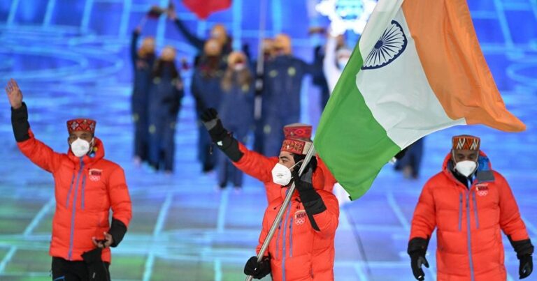 ವಿಂಟರ್ ಒಲಿಂಪಿಕ್ಸ್-2022 | ತ್ರಿವರ್ಣ ಧ್ವಜವನ್ನು ಹೊತ್ತು ನಡೆದ ಭಾರತದ ಏಕೈಕ ಅಥ್ಲೀಟ್‌ ಆರಿಫ್‌ ಖಾನ್ | Naanu Gauri