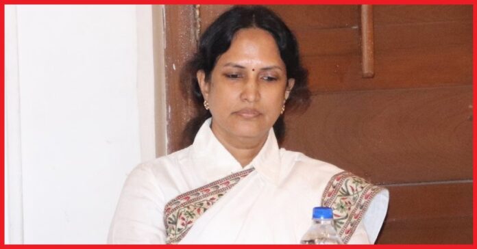 ಬಾಂಬೆ ಹೈಕೋರ್ಟ್‌ನ ವಿವಾದಾತ್ಮಕ ನ್ಯಾಯಮೂರ್ತಿ ಪುಷ್ಪಾ ಅವರ ರಾಜೀನಾಮೆ ಅಂಗೀಕಾರ | NaanuGauri