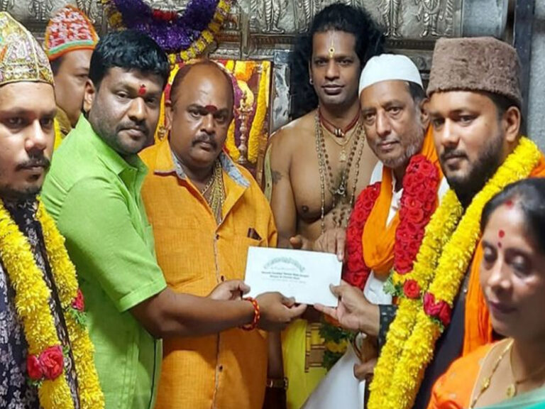 ದಹಿಸುತ್ತಿರುವ ಕೋಮು ವಿಷಮತೆಗೆ ಮಠಾಧೀಶರುಗಳ ತುಪ್ಪ..