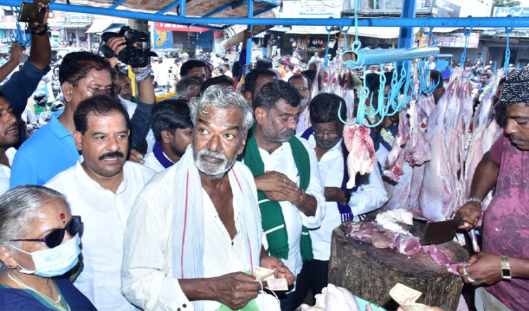 ಹಲಾಲ್, ಜಟ್ಕಾ ವಿವಾದದ ಸುಳಿಯಲ್ಲಿ – ದೇವನೂರ ಮಹಾದೇವ