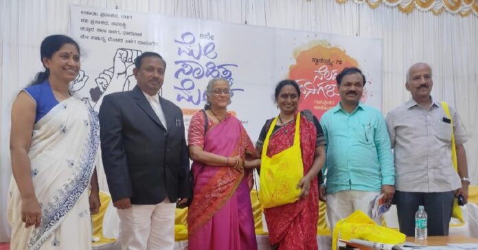 ಮಹಿಳೆ ತನ್ನ ತಲೆ ಮುಚ್ಚುವುದು, ಮುಚ್ಚದೇ ಇರುವುದು ಅವರ ಆಯ್ಕೆ; ಅದನ್ನು ಪ್ರಶ್ನಿಸದಿರಿ: ಕವಿತಾ ಕೃಷ್ಣನ್‌