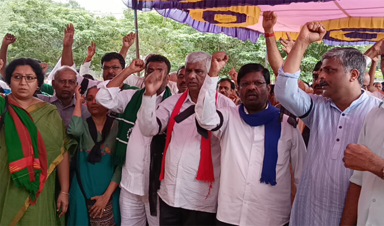 ಬಿಜೆಪಿ ತನಗೆ ತಾನೇ ಮಸಿ ಬಳಿದುಕೊಂಡಿದೆ: ಪ್ರಕಾಶ್ ಕಮ್ಮರಡಿ ಆಕ್ರೋಶ