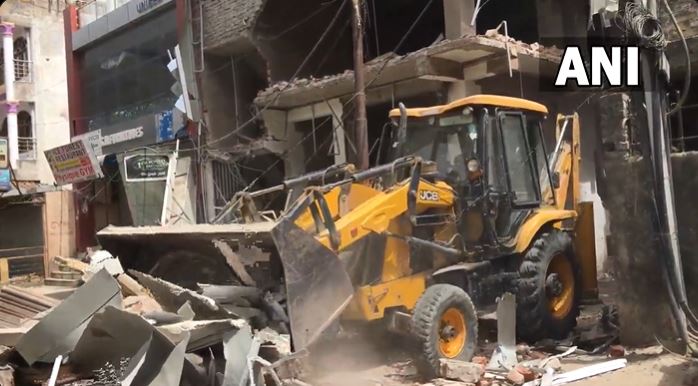 ಪ್ರವಾದಿ ನಿಂದನೆ: ಪ್ರತಿಭಟನಾಕಾರರ ಮೇಲೆ ’ಬುಲ್ಡೋಜರ್’ ಪ್ರಭಾವ ತೋರಿದ ಯೋಗಿ ಸರ್ಕಾರ