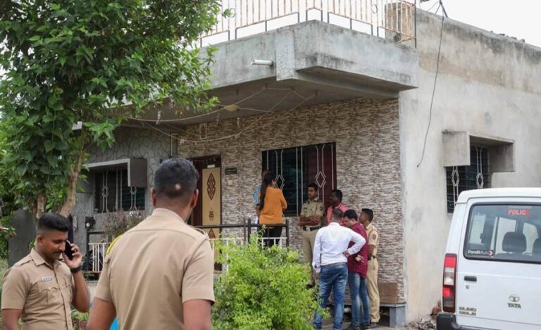 ಮಹಾರಾಷ್ಟ್ರ: ಒಂದೇ ಕುಟುಂಬದ 9 ಜನರ ಆತ್ಮಹತ್ಯೆ ಪ್ರಕರಣ- ಸಾವಿಗೆ ಕಾರಣರಾದ 13 ಮಂದಿಯ ಬಂಧನ